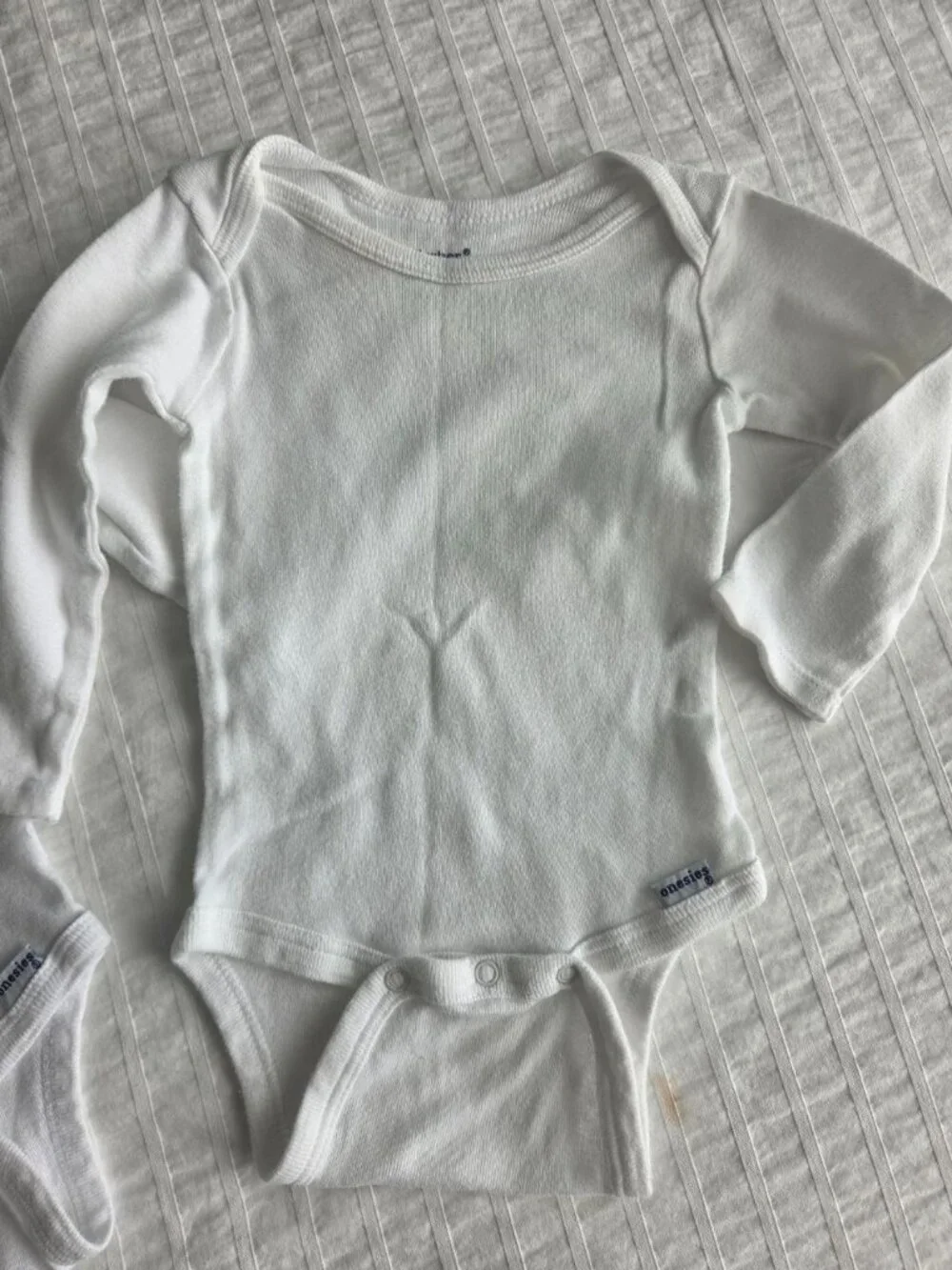 Gerber Baby White Long Sleeve Onesies Bodysuits 2-Pack 12 Months 100% Cotton